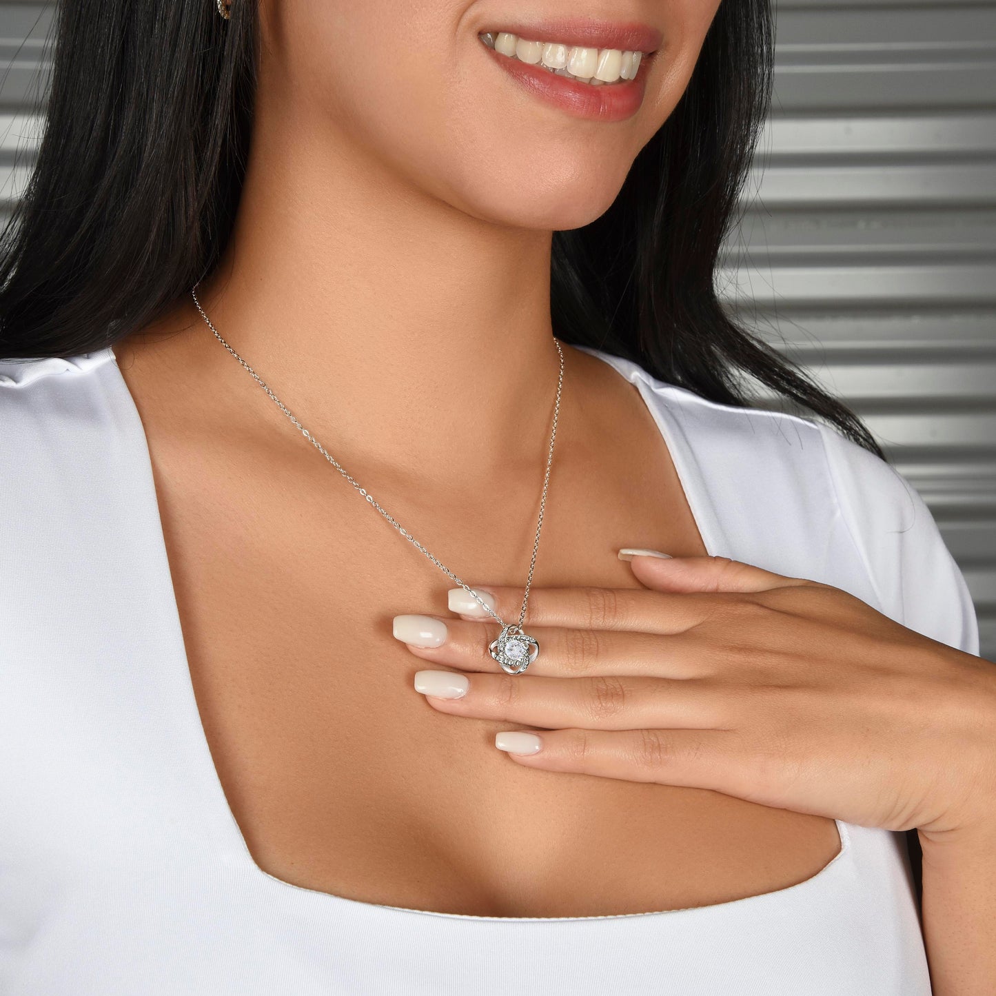 Mom Love Knot Necklace