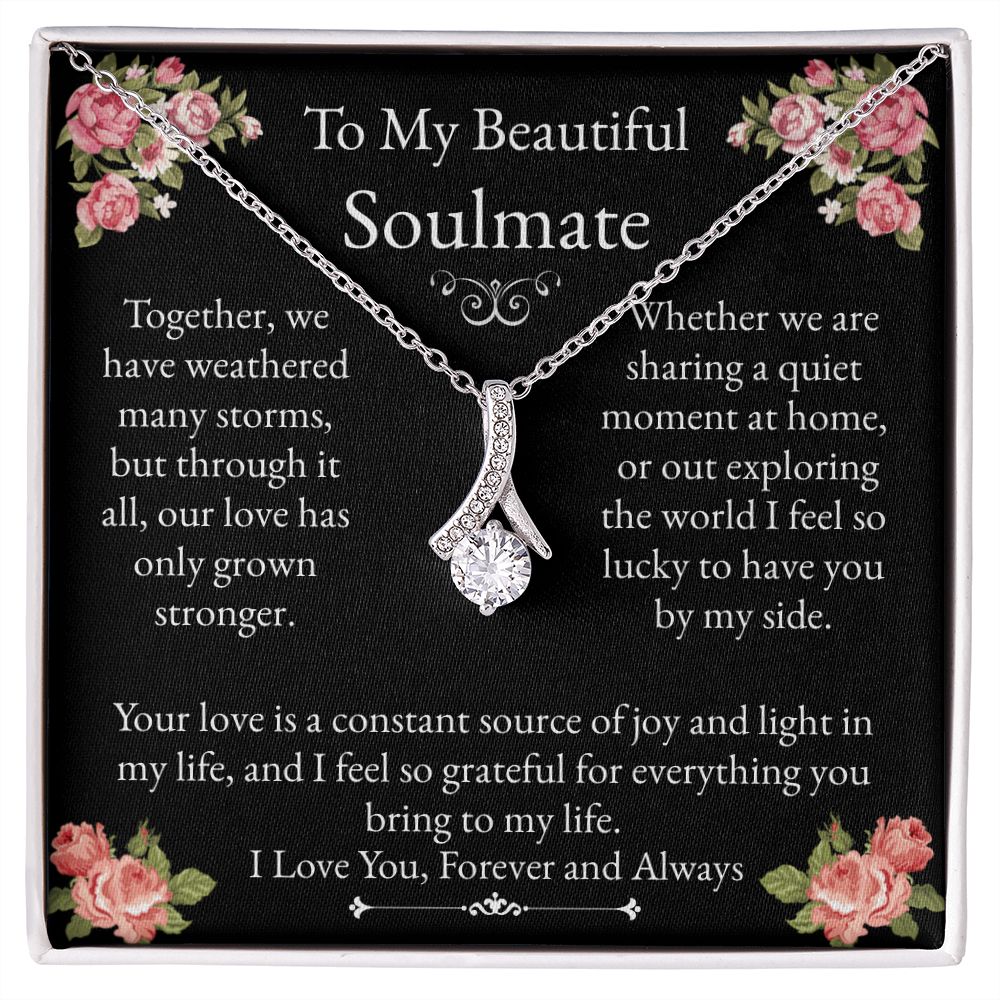 Soulmate Alluring Beauty Necklace