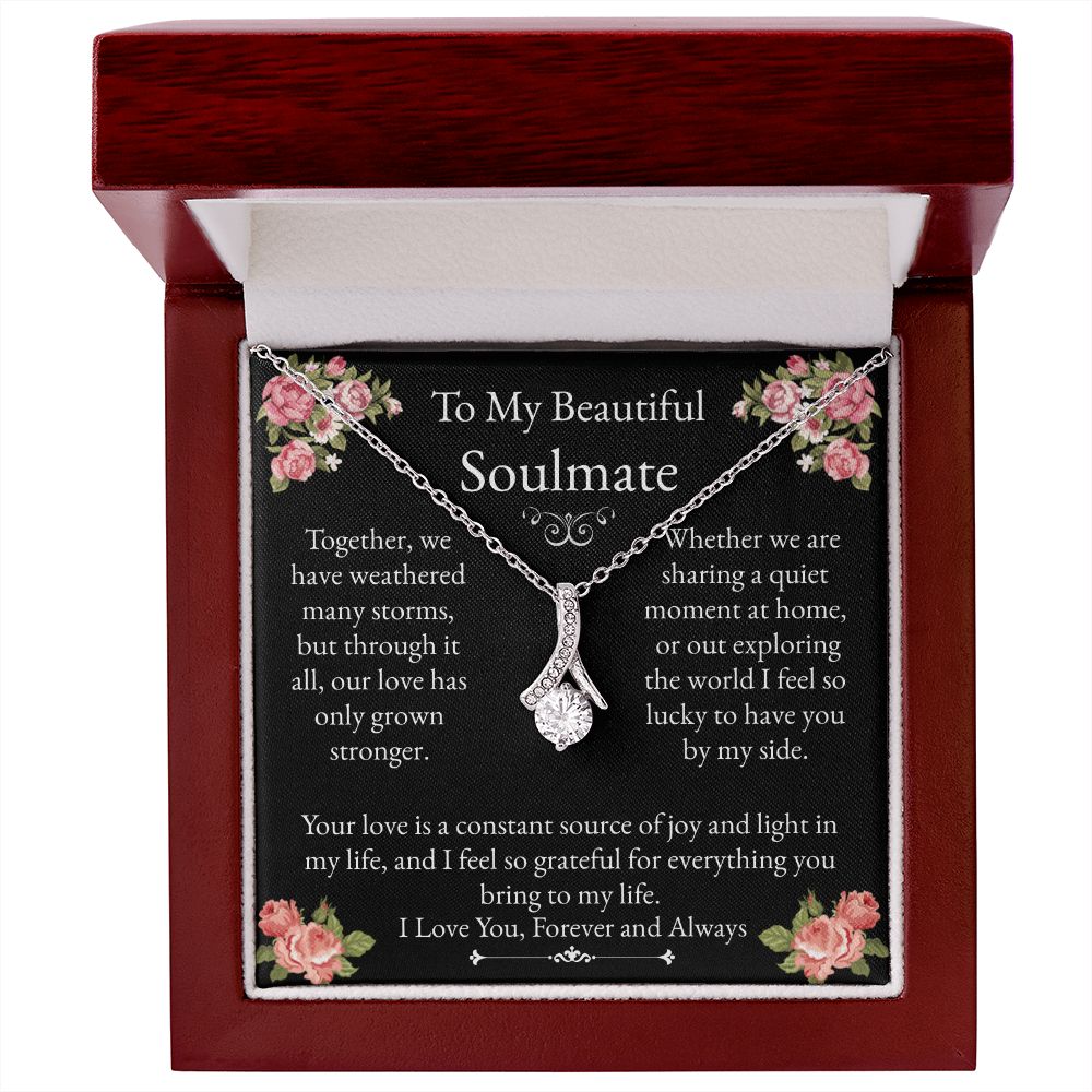 Soulmate Alluring Beauty Necklace